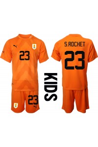 Uruguay Sergio Rochet #23 Doelman Babytruitje Uit tenue Kind WK 2022 Korte Mouw (+ Korte broeken)